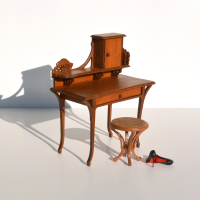 Art Nouveau Ronde Kruk